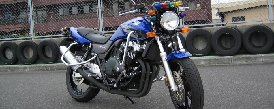 CB400SF