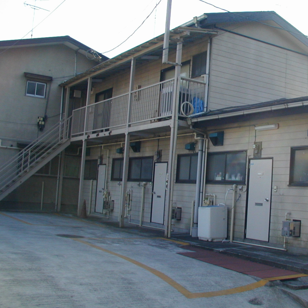 東都世田ヶ谷コーポ駐車場